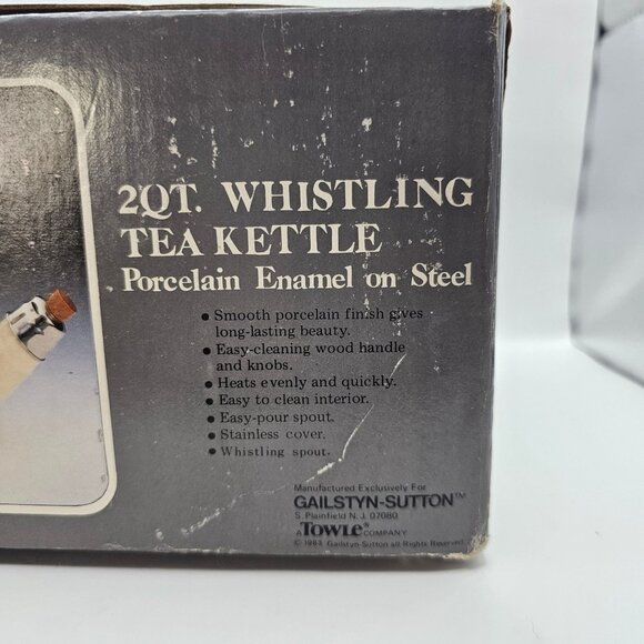 Vintage 1983 2 Qt Whistling Tea Kettle Porcelain Enamel Ivory W/Box Towle - Picture 4 of 16